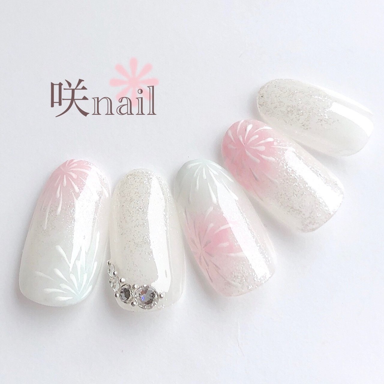 夏 浴衣 オフィス デート ハンド 咲nail サキネイル のネイルデザイン No ネイルブック