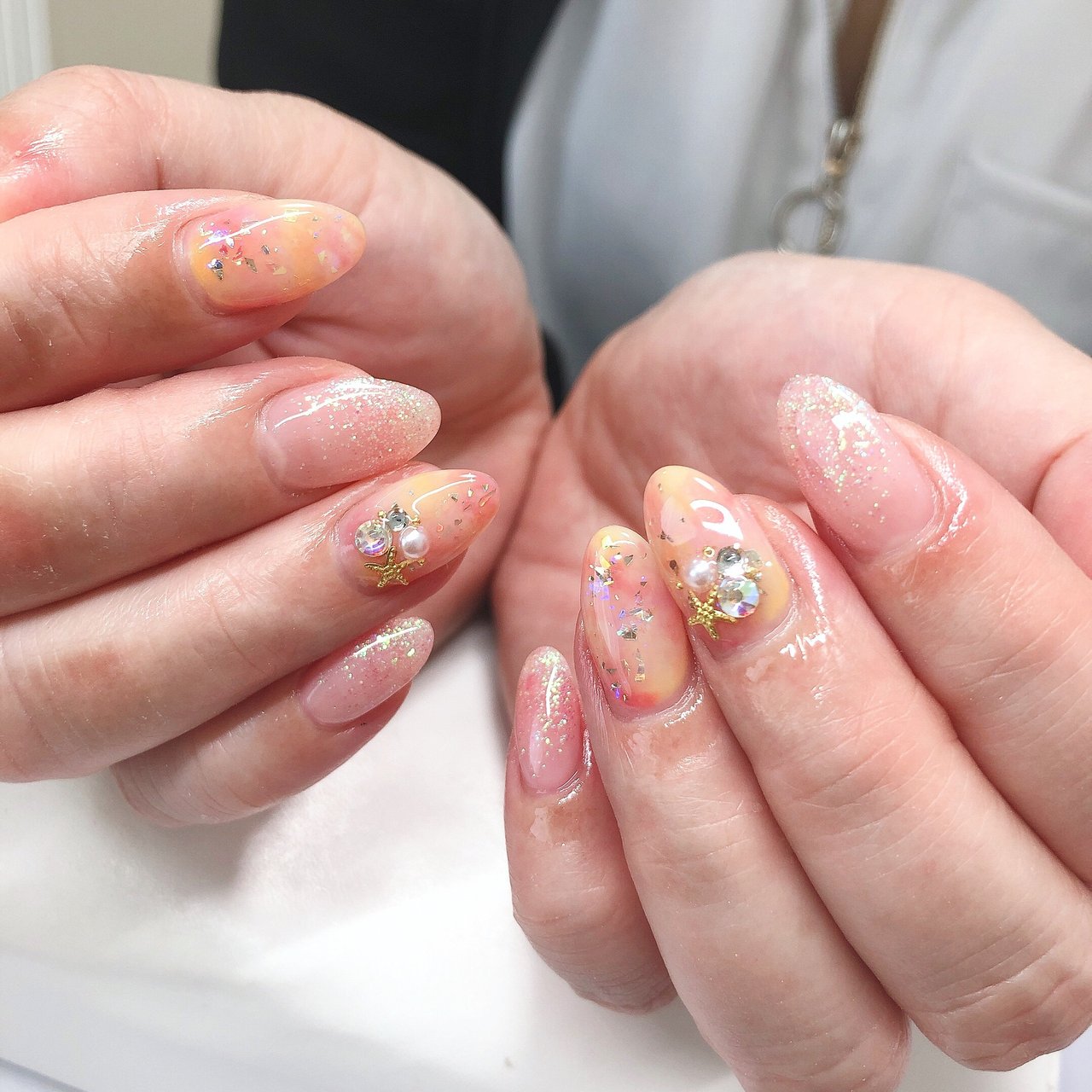 夏 海 リゾート ハンド ラメ Nail Salon Jasmineのネイルデザイン No ネイルブック