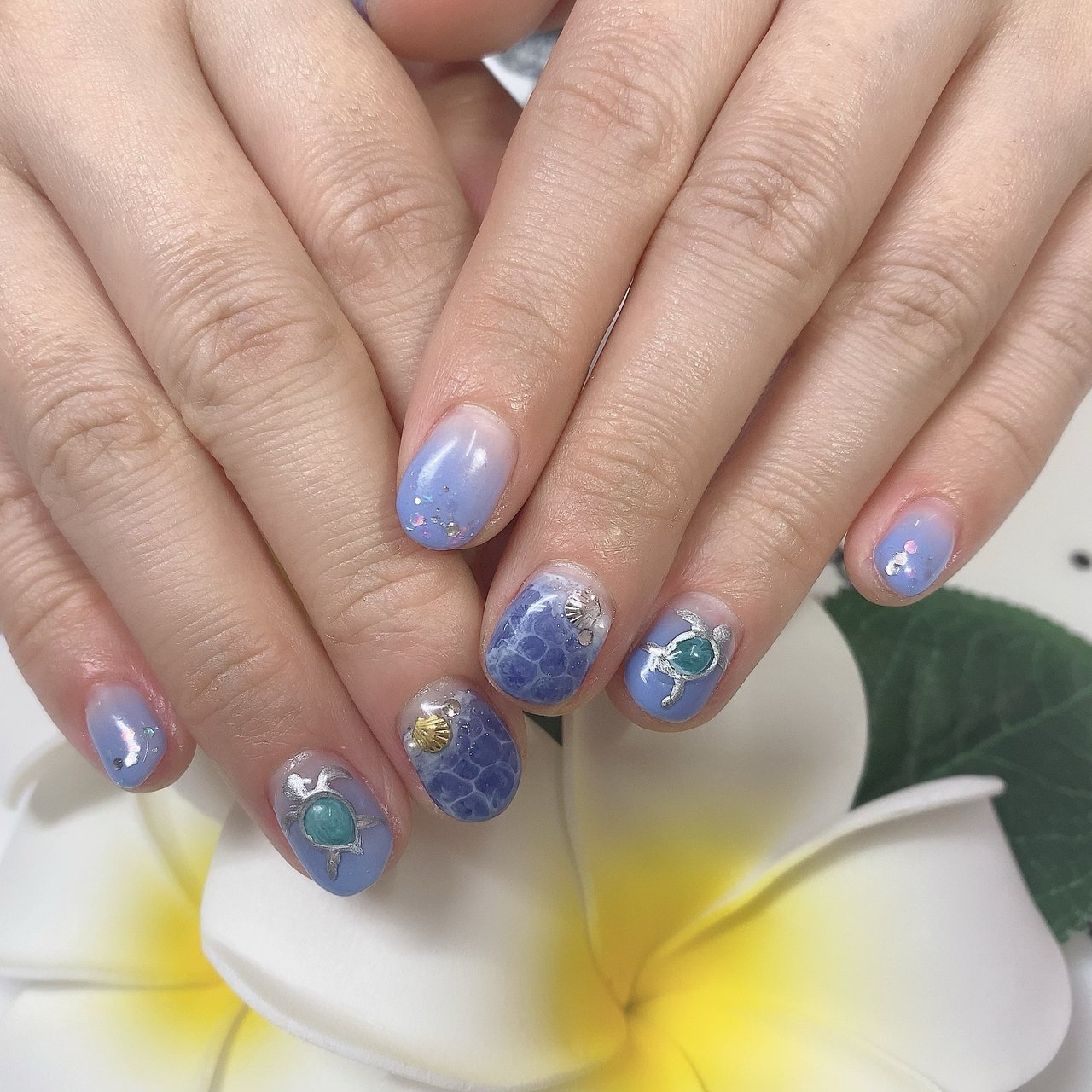 夏 海 リゾート ハンド グラデーション Nail Salon Splendoreのネイルデザイン No ネイルブック