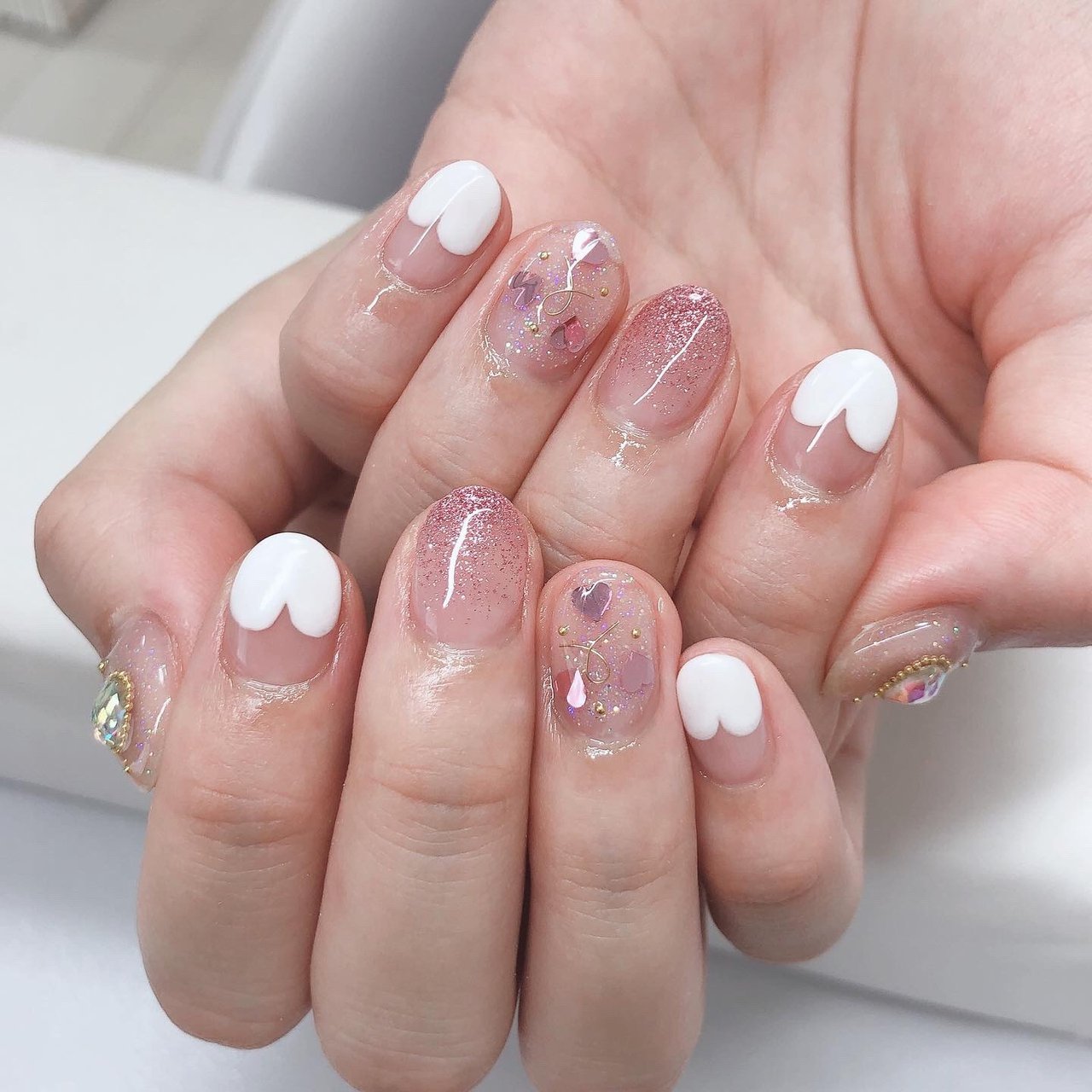 オールシーズン デート 女子会 ハンド 変形フレンチ Nail Salon Jasmineのネイルデザイン No ネイルブック
