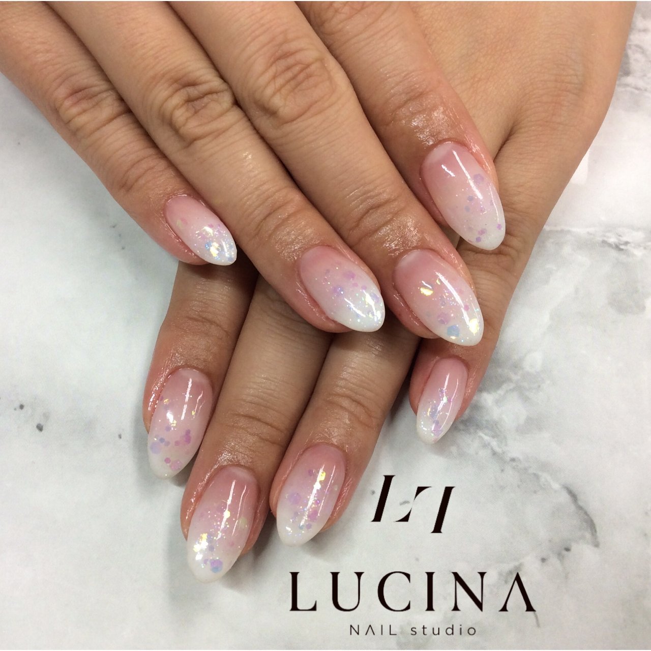 オールシーズン オフィス ブライダル デート ハンド Nailstudio Lucinaのネイルデザイン No ネイルブック