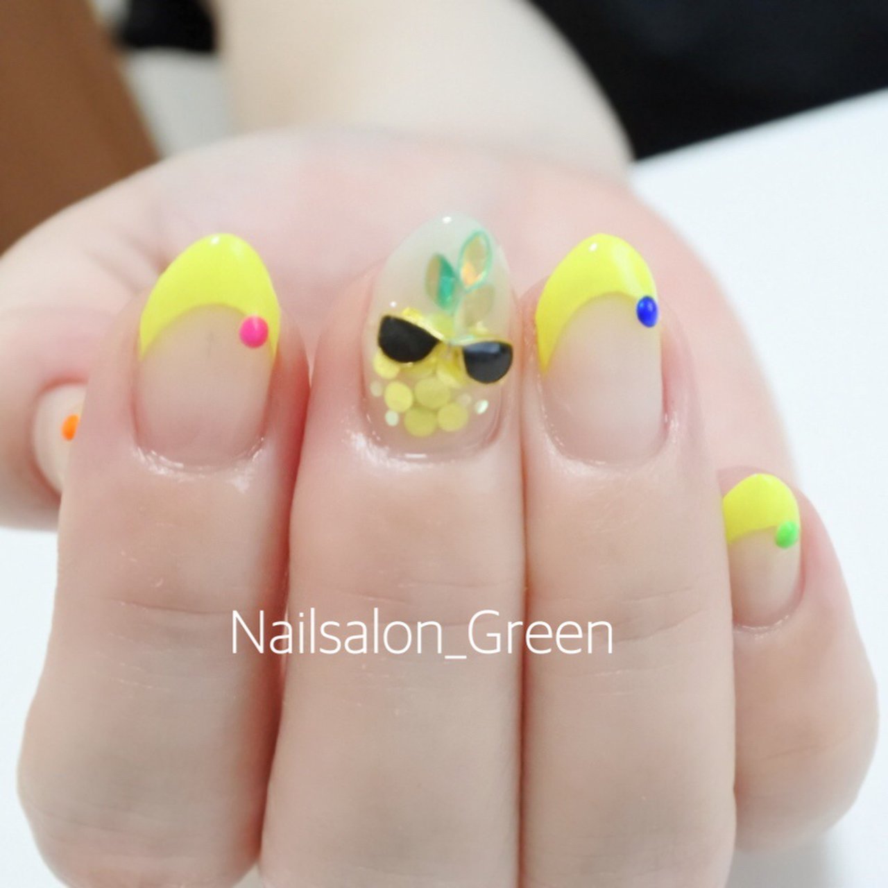 夏 旅行 海 リゾート ハンド Nailsalon Greenのネイルデザイン No ネイルブック