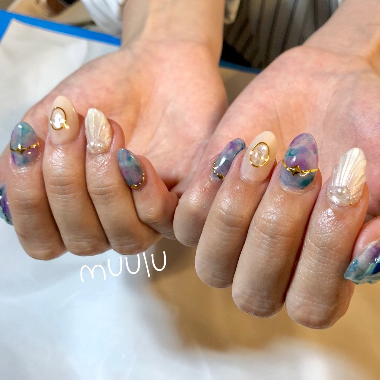 夏 オールシーズン 海 ライブ ハンド Nailsalon Muuluのネイルデザイン No ネイルブック