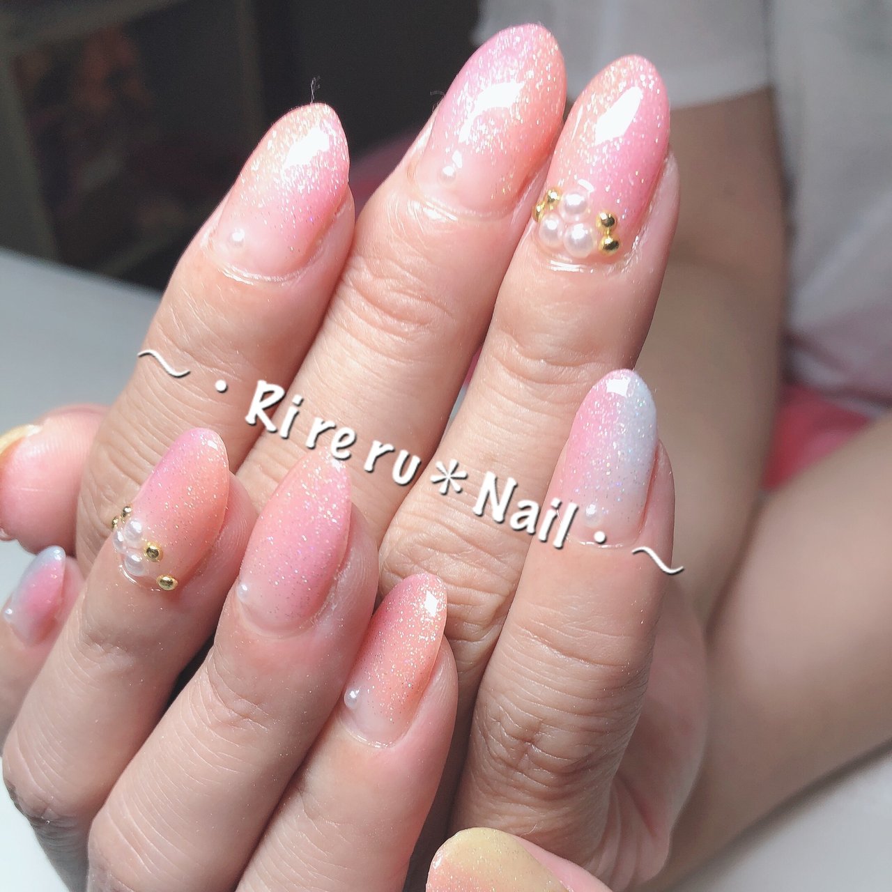 夏 ハンド グラデーション ビジュー パール Ri Re Ru Nail リレル ネイルのネイルデザイン No ネイルブック