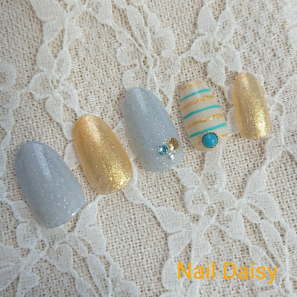 夏 海 リゾート ハンド シェル Naildaisyのネイルデザイン No ネイルブック