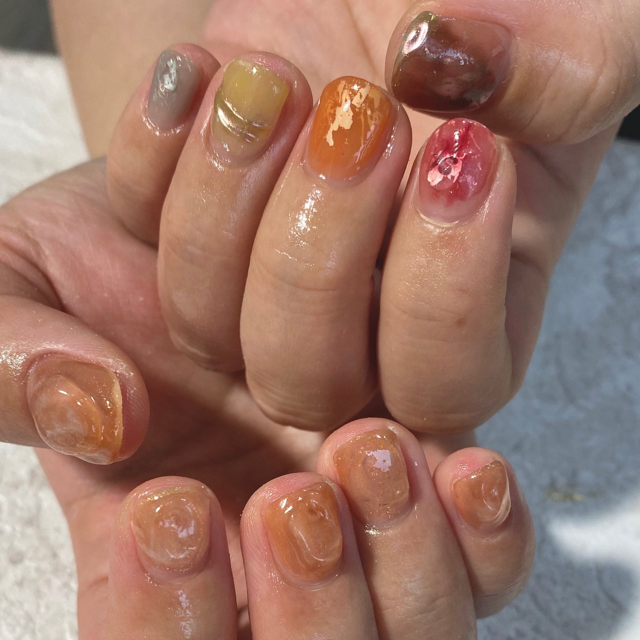 オールシーズン ハンド ニュアンス レッド オレンジ Nailsalonninaのネイルデザイン No ネイルブック