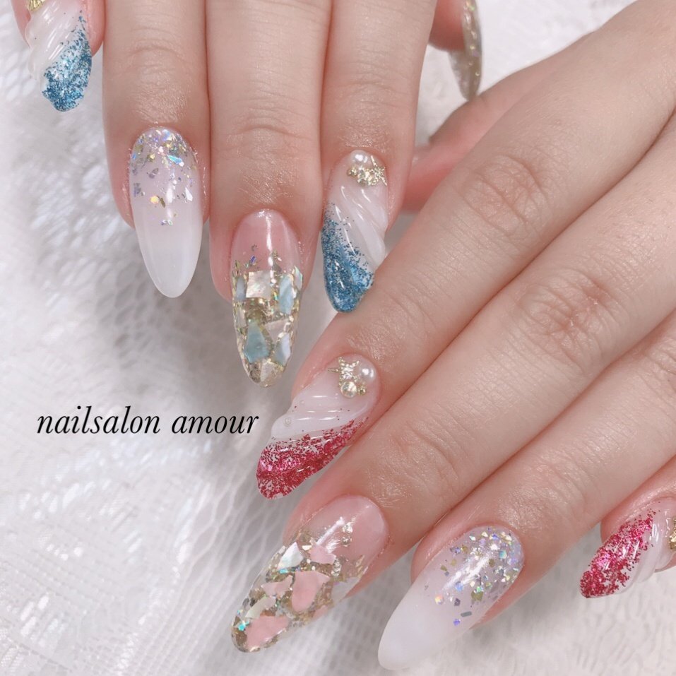 夏 海 リゾート ハンド ラメ Nailsalon Amourのネイルデザイン No 5550890 ネイルブック