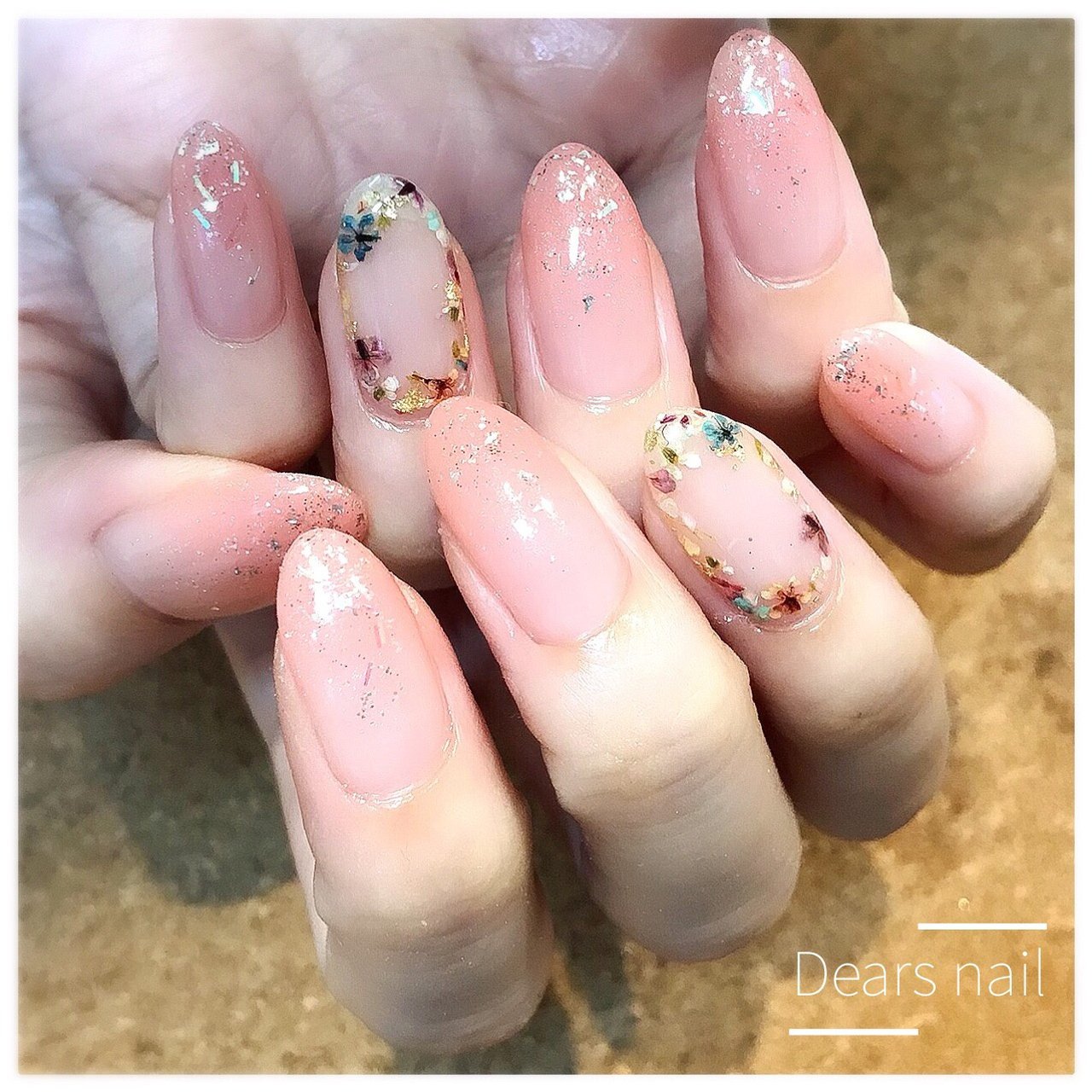 春 夏 ハンド シンプル ラメ Dears Hair Esthetic Nail のネイルデザイン No ネイルブック