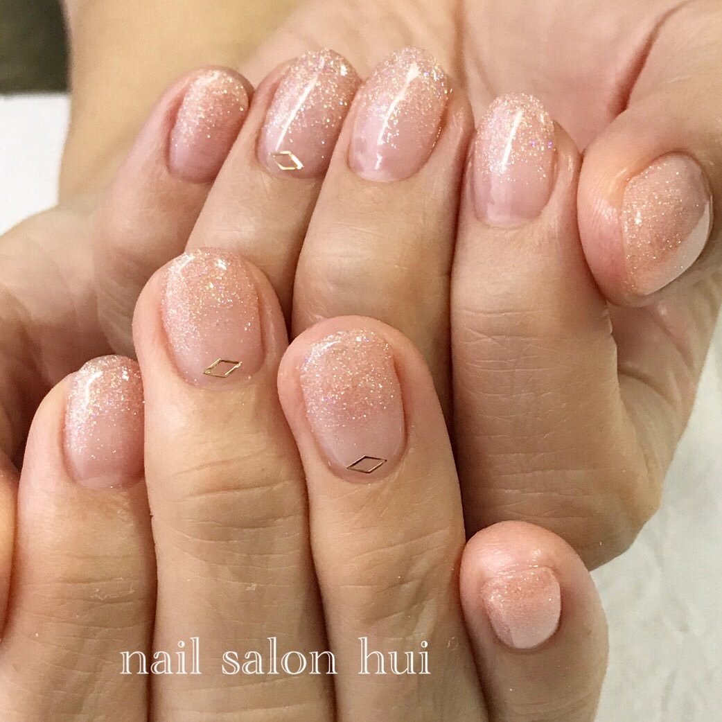 オールシーズン ハンド グラデーション ラメ オレンジ Nailsalon Huiのネイルデザイン No ネイルブック