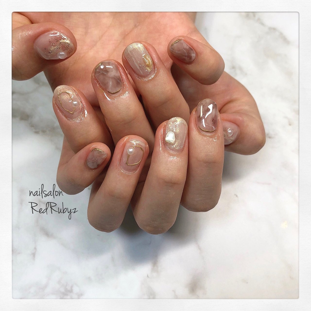 ハンド ニュアンス ベージュ ブラウン Nailsalon Redrubyz レッドルビーズのネイルデザイン No ネイルブック