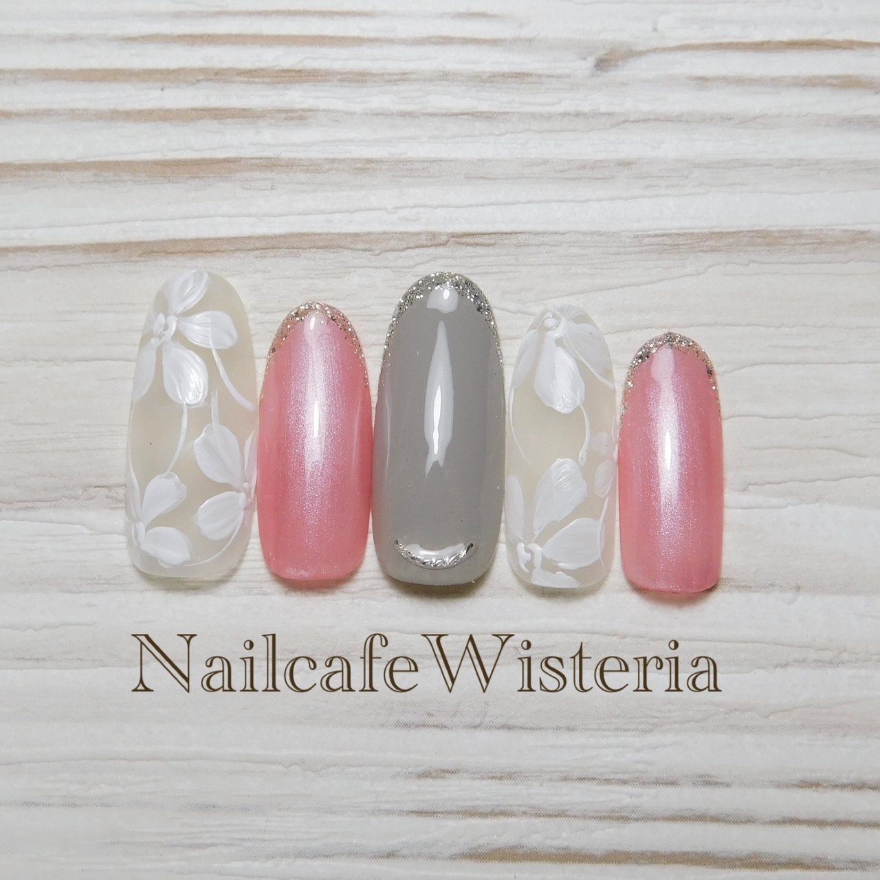 ワンカラー ラメ フラワー シースルー マット Nailcafewisteriaのネイルデザイン No ネイルブック