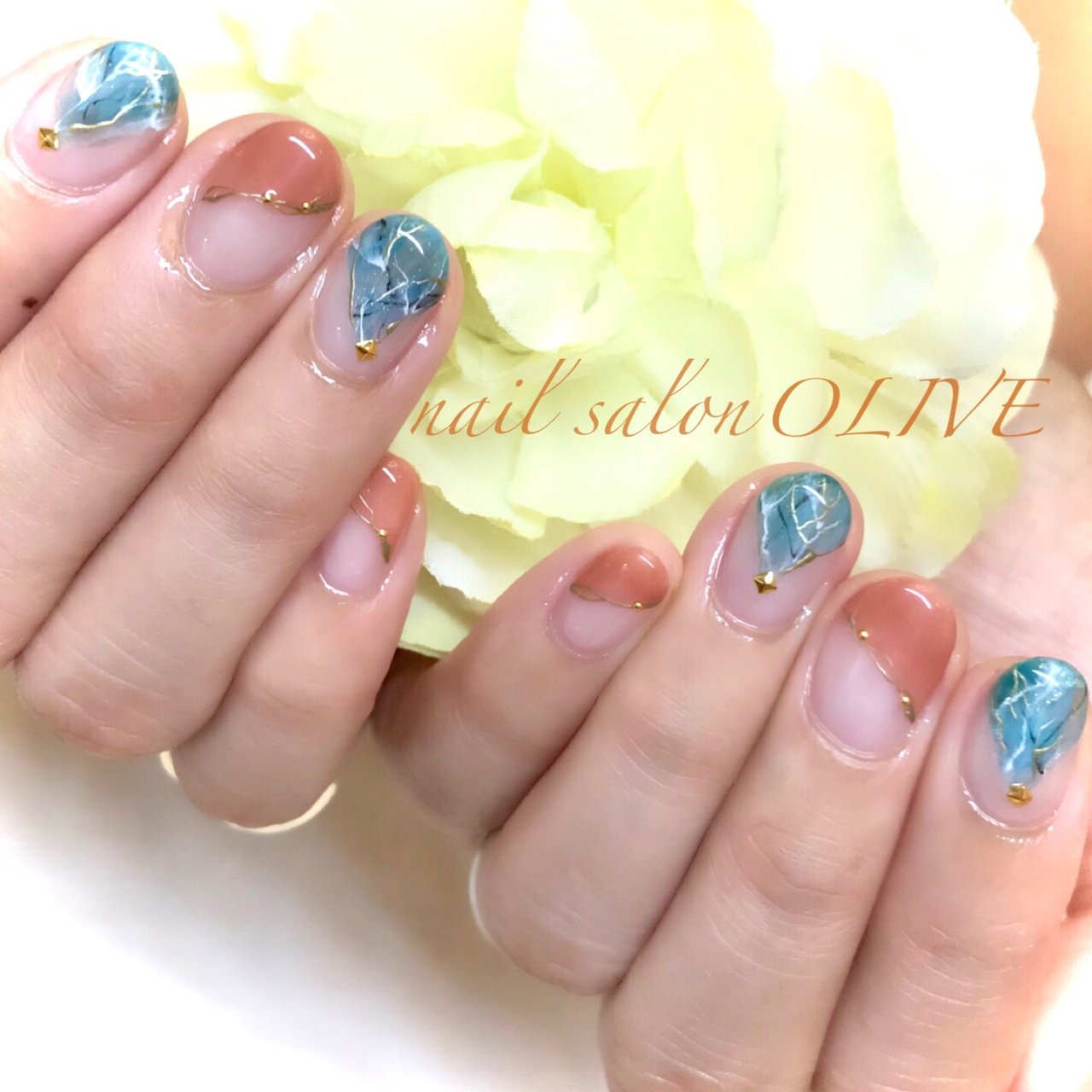 夏 ハンド 変形フレンチ 大理石 オレンジ Nail Salon Oliveのネイルデザイン No ネイルブック