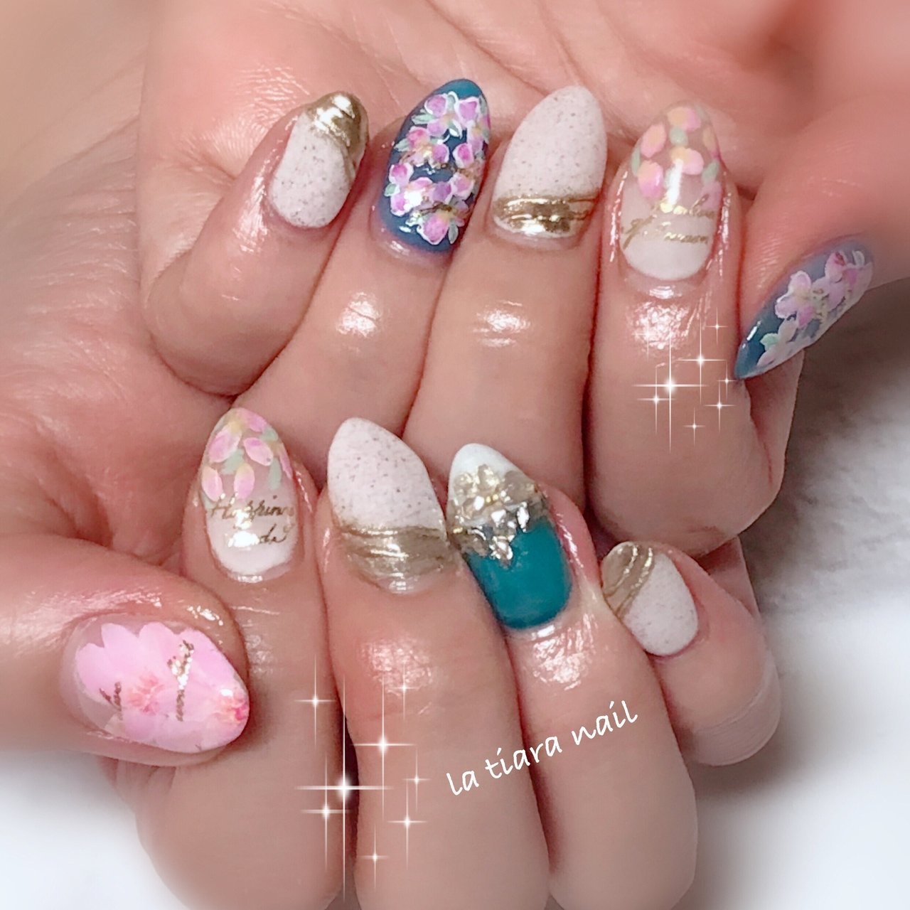 La Tiara Nail ラ ティアラ のネイルデザイン No ネイルブック