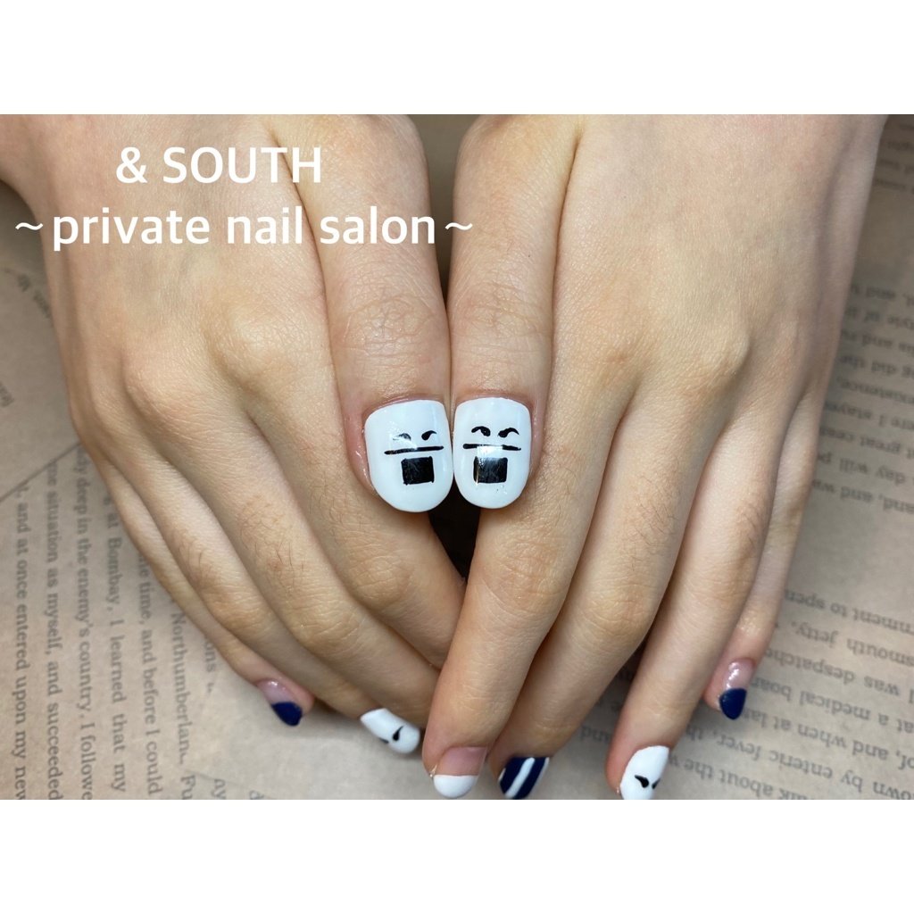 オールシーズン ライブ 女子会 ハンド 変形フレンチ South Private Nail Salon のネイルデザイン No ネイルブック