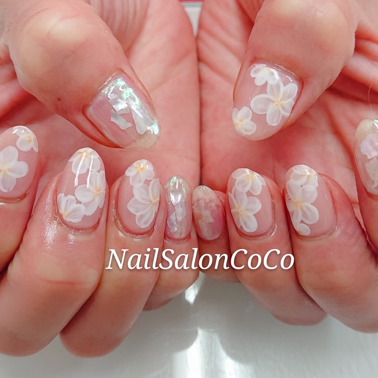 夏 ハンド ワンカラー フラワー シェル Nailsaloncocoのネイルデザイン No ネイルブック