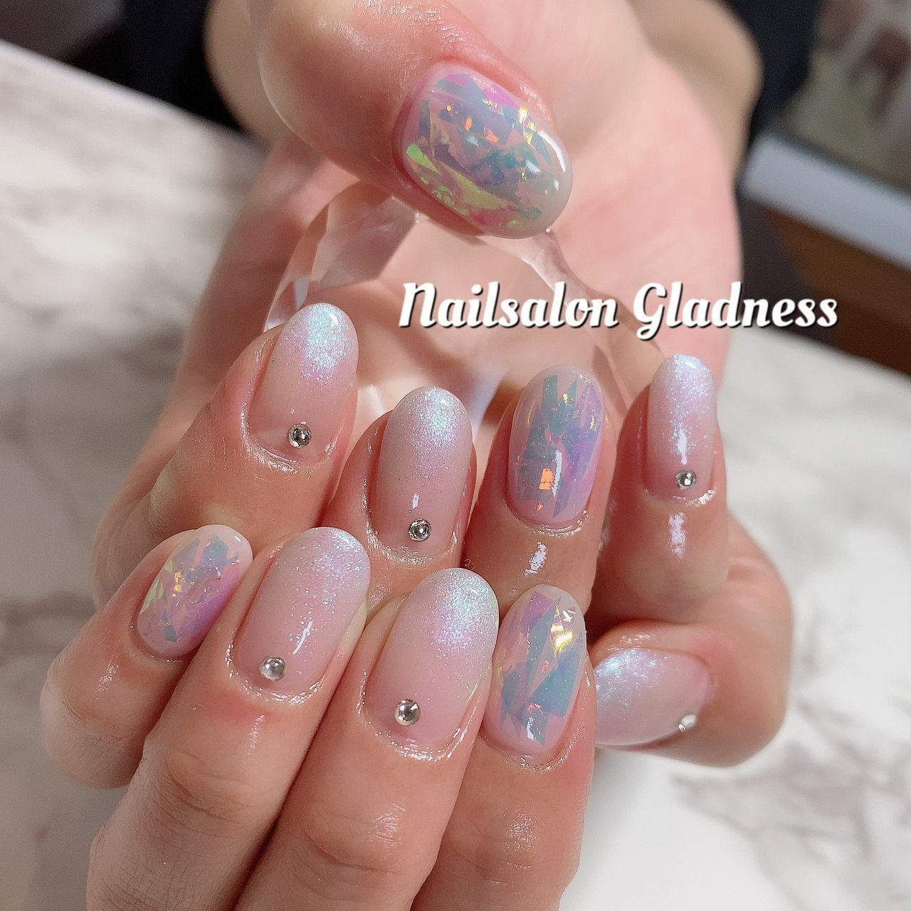 夏 ハンド グラデーション オーロラ ショート Nailsalon Gladnessのネイルデザイン No ネイルブック