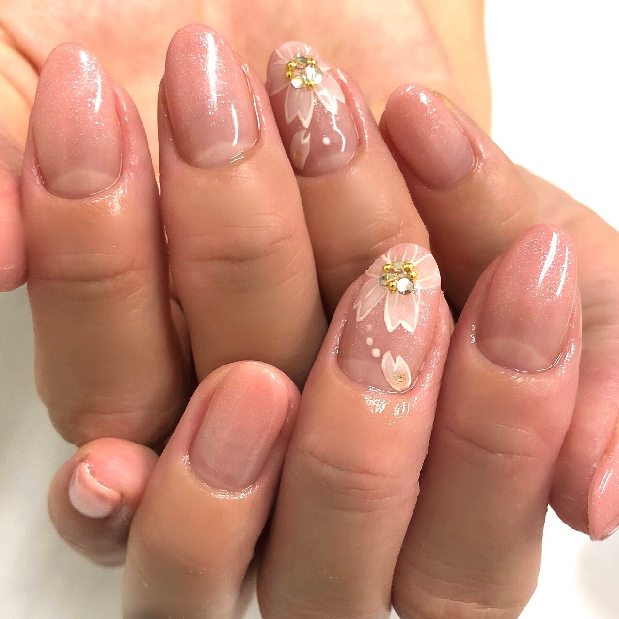 オールシーズン パーティー デート 女子会 ハンド パラジェル取扱店 Nail Beauty コルン赤坂 溜池山王のネイル デザイン No ネイルブック