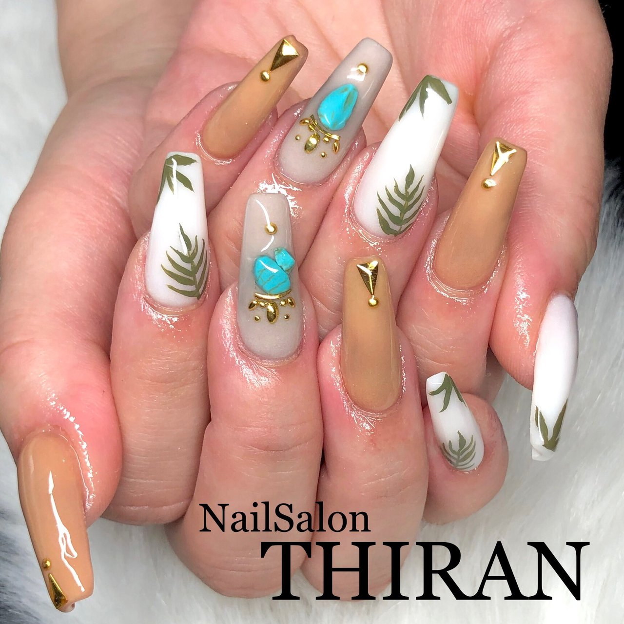 オールシーズン ハンド 大理石 ボタニカル ロング Nailsalon Thiranのネイルデザイン No ネイルブック