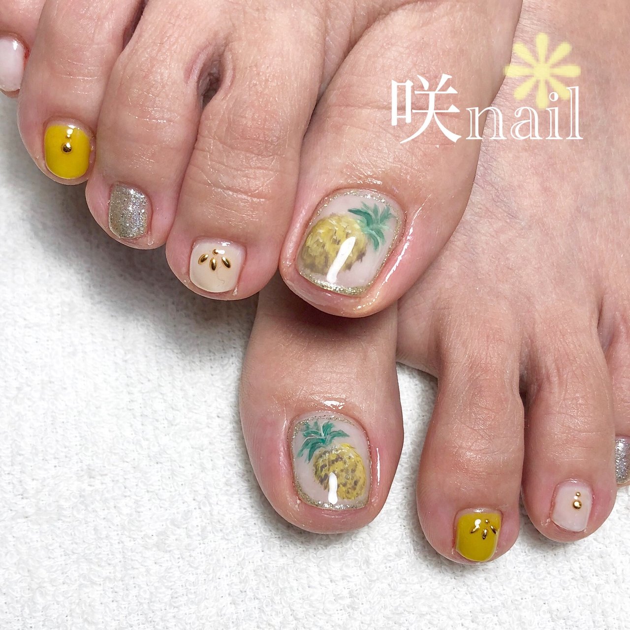 夏 オフィス デート 女子会 フット 咲nail サキネイル のネイルデザイン No ネイルブック