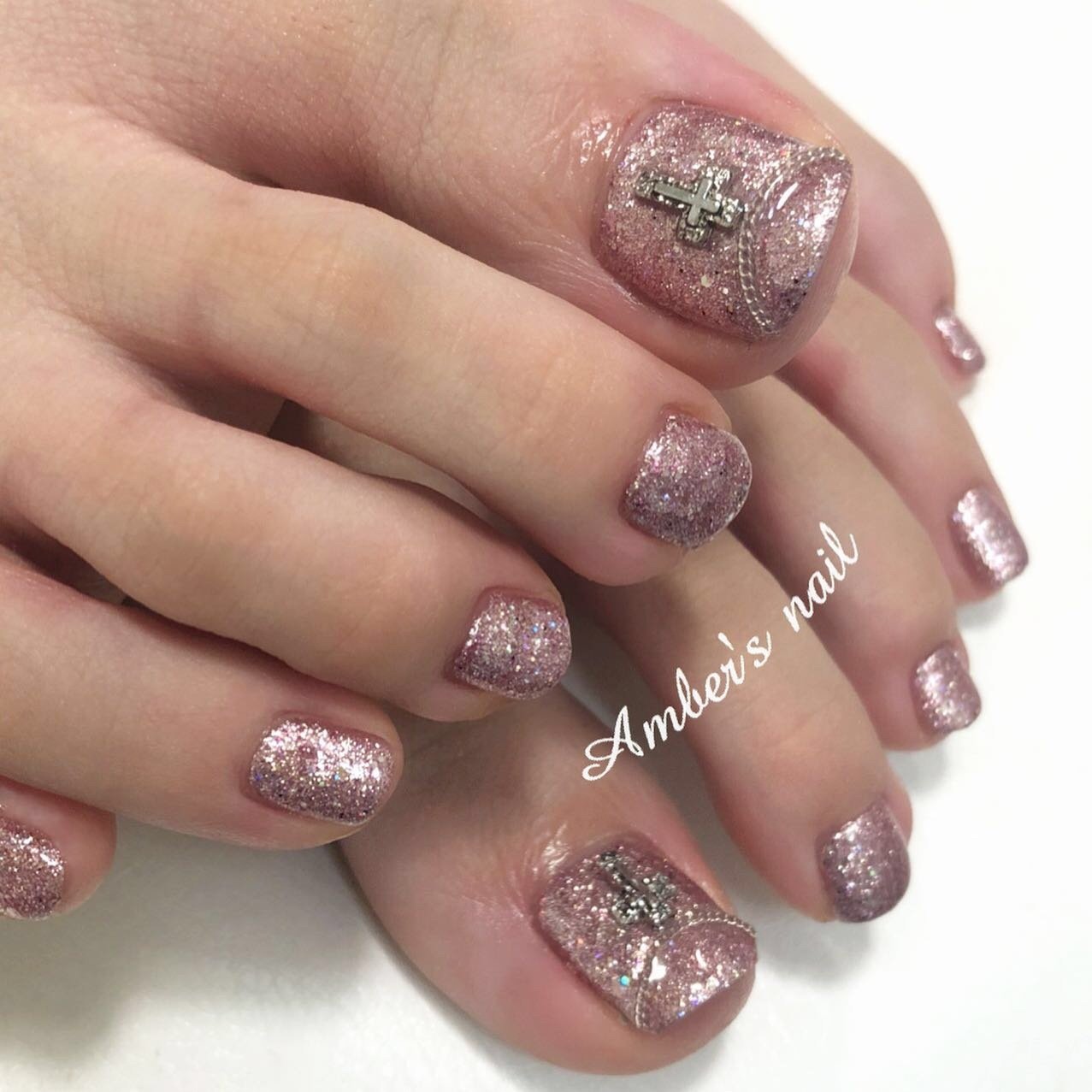 夏 ライブ デート 女子会 フット Amber S Nail アンバーズネイルのネイルデザイン No ネイルブック