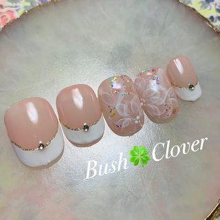 #ネイル #ネイルサロン #プライベートサロン #自宅サロン #奈良県ネイル #橿原ネイル　#真菅ネイル　#ナチュラルネイル　#シンプルネイル #塗りかけネイル　#ニュアンスネイル　#個性派ネイル　#シェルネイル　#お花ネイル　#フレンチネイル　#ブライダルネイル　#王道フレンチ　#白フレンチ　#エアブラシ風　#花嫁ネイル #オールシーズン #卒業式 #入学式 #ブライダル #ハンド #シンプル #フレンチ #ビジュー #フラワー #ホワイト #ベージュ #ピンク #ジェルネイル #ネイルチップ #Bush☘️ Clover #ネイルブック