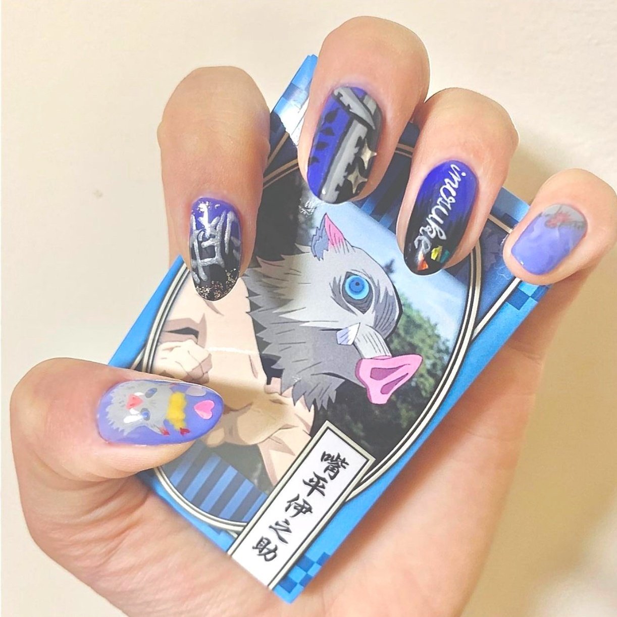 ハンド ホログラム ハート 痛ネイル キャラクター ぴーちゃんのネイルデザイン No ネイルブック