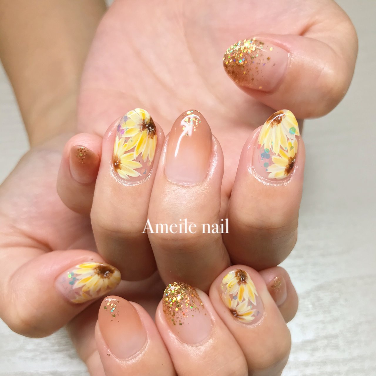 夏 オフィス デート 女子会 ハンド Ameile Nailのネイルデザイン No ネイルブック