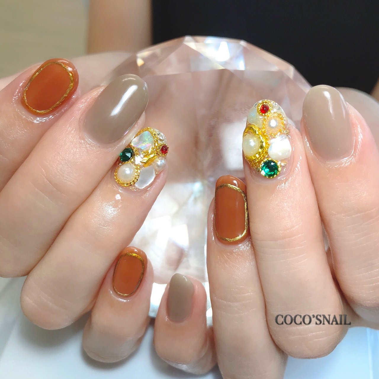 秋 ハンド ワンカラー シェル ミディアム Coco S Nailのネイルデザイン No ネイルブック