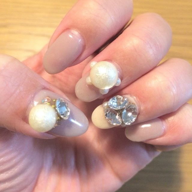 ハンド ワンカラー ショート グレージュ セルフネイル Udtssのネイルデザイン No ネイルブック