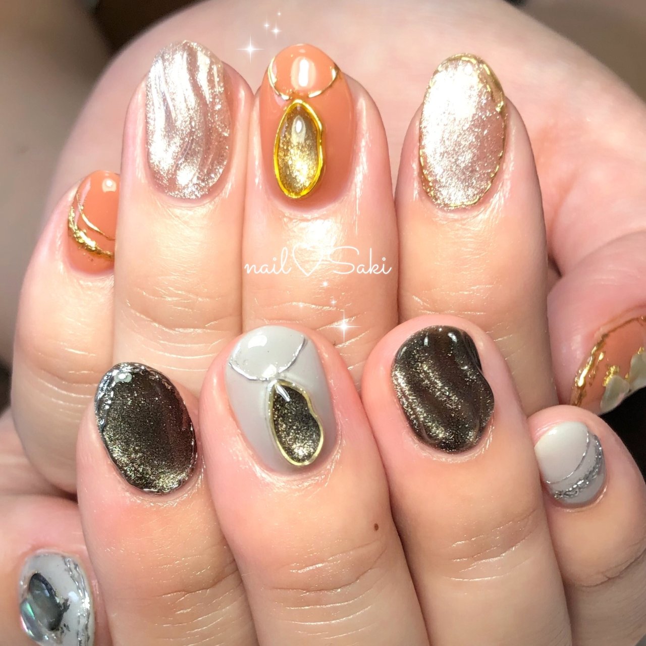 秋 冬 ハンド シェル シースルー Nail Sakiのネイルデザイン No ネイルブック