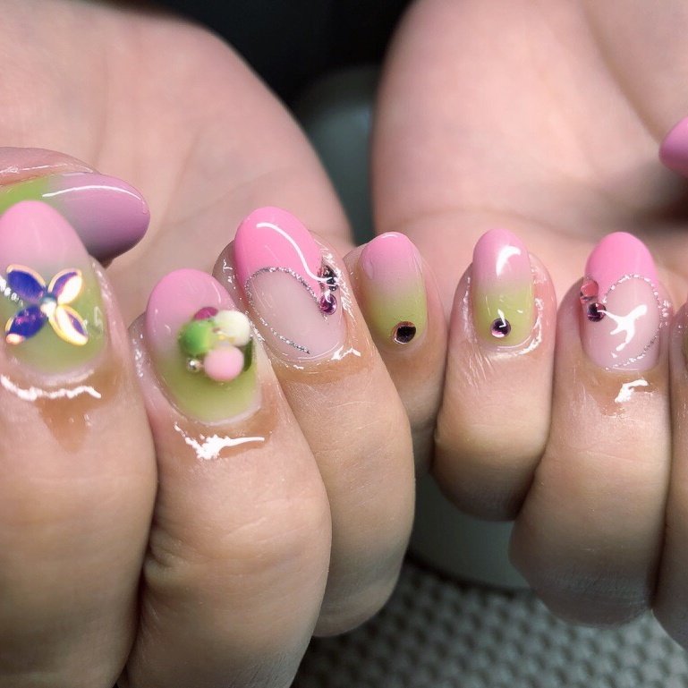 オールシーズン ハンド ピンク グリーン ジェル Nail Charmantのネイルデザイン No ネイルブック