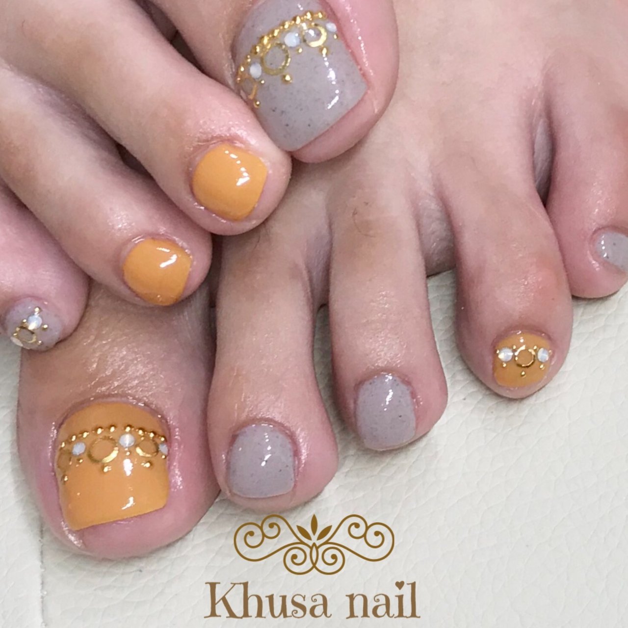 秋 フット シンプル ワンカラー イエロー Khusa Nail Yukariのネイルデザイン No ネイルブック