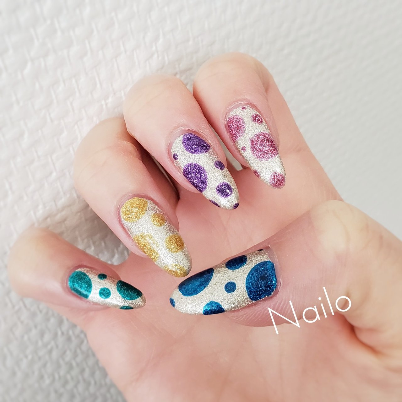 夏 オールシーズン リゾート ライブ ラメ Nailsalon Nailoのネイルデザイン No ネイルブック
