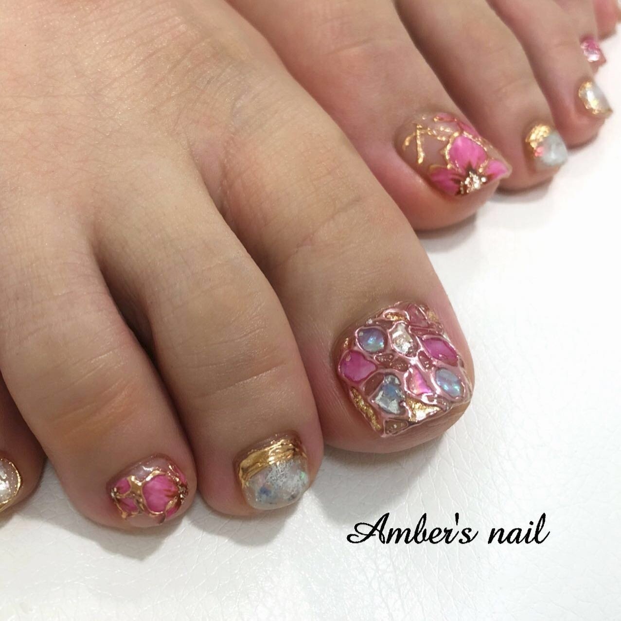 夏 旅行 デート 女子会 フット Amber S Nail アンバーズネイルのネイルデザイン No ネイルブック