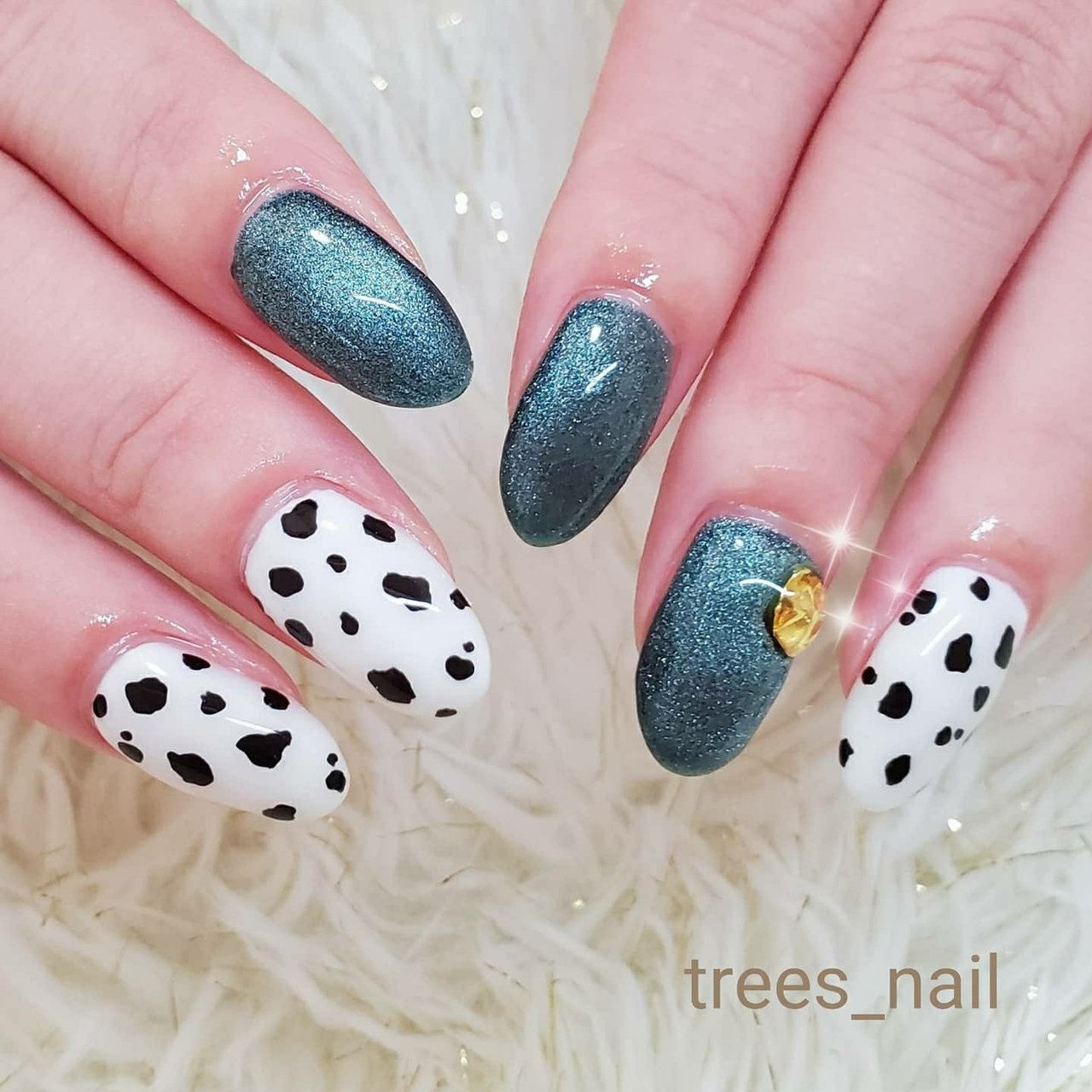 直送のため送料別 グリーン ダルメシアン マグネットネイル 日本製洗える ファッション ネイルチップ Ozvs Me