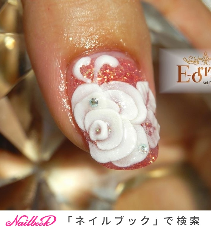 白バラのネイルデザイン ネイルブック
