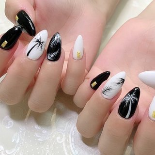 バイカラー(ツートンカラー)/#白黒のネイルデザイン｜ネイルブック