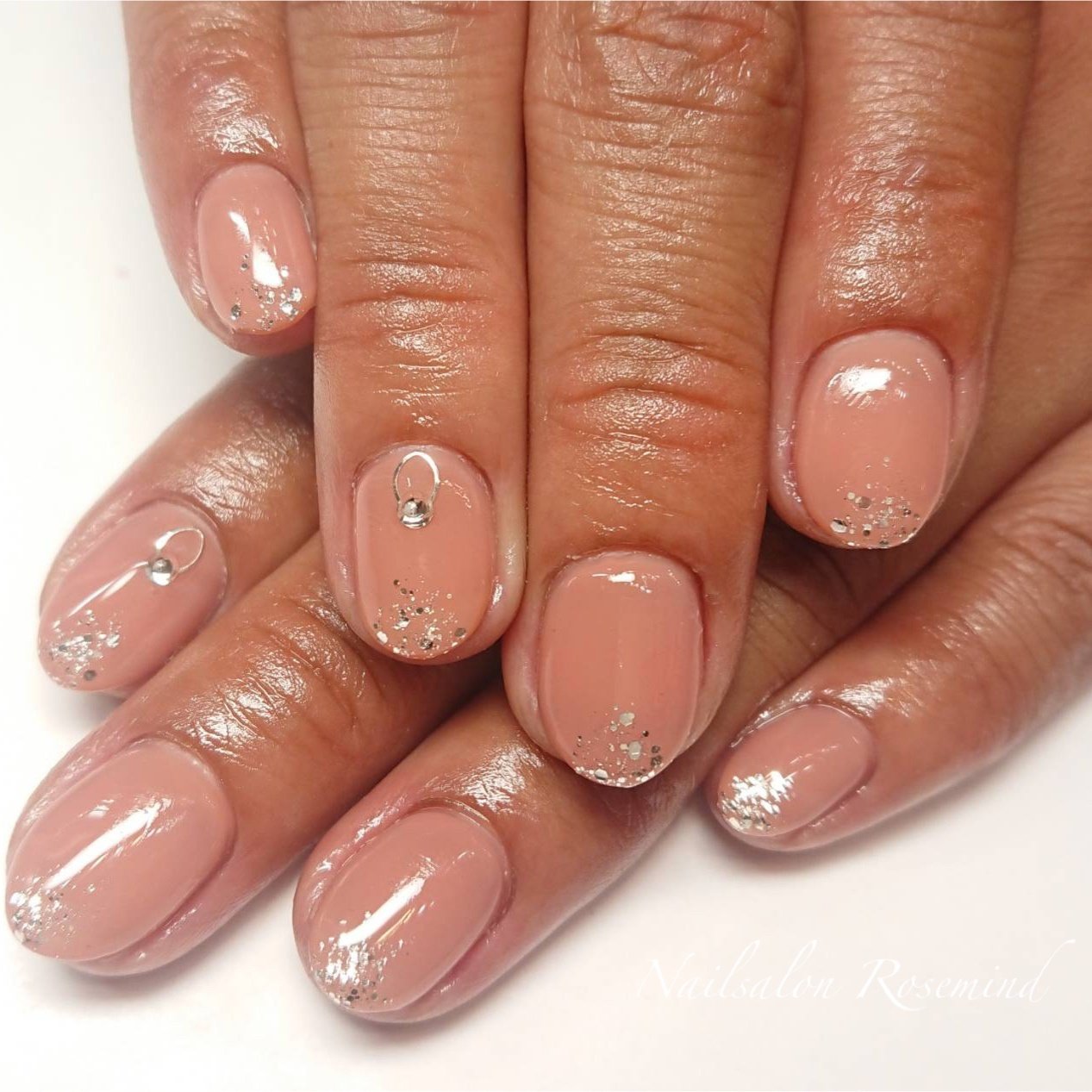 オールシーズン オフィス ハンド グラデーション ラメ Nail Rosemindのネイルデザイン No ネイルブック