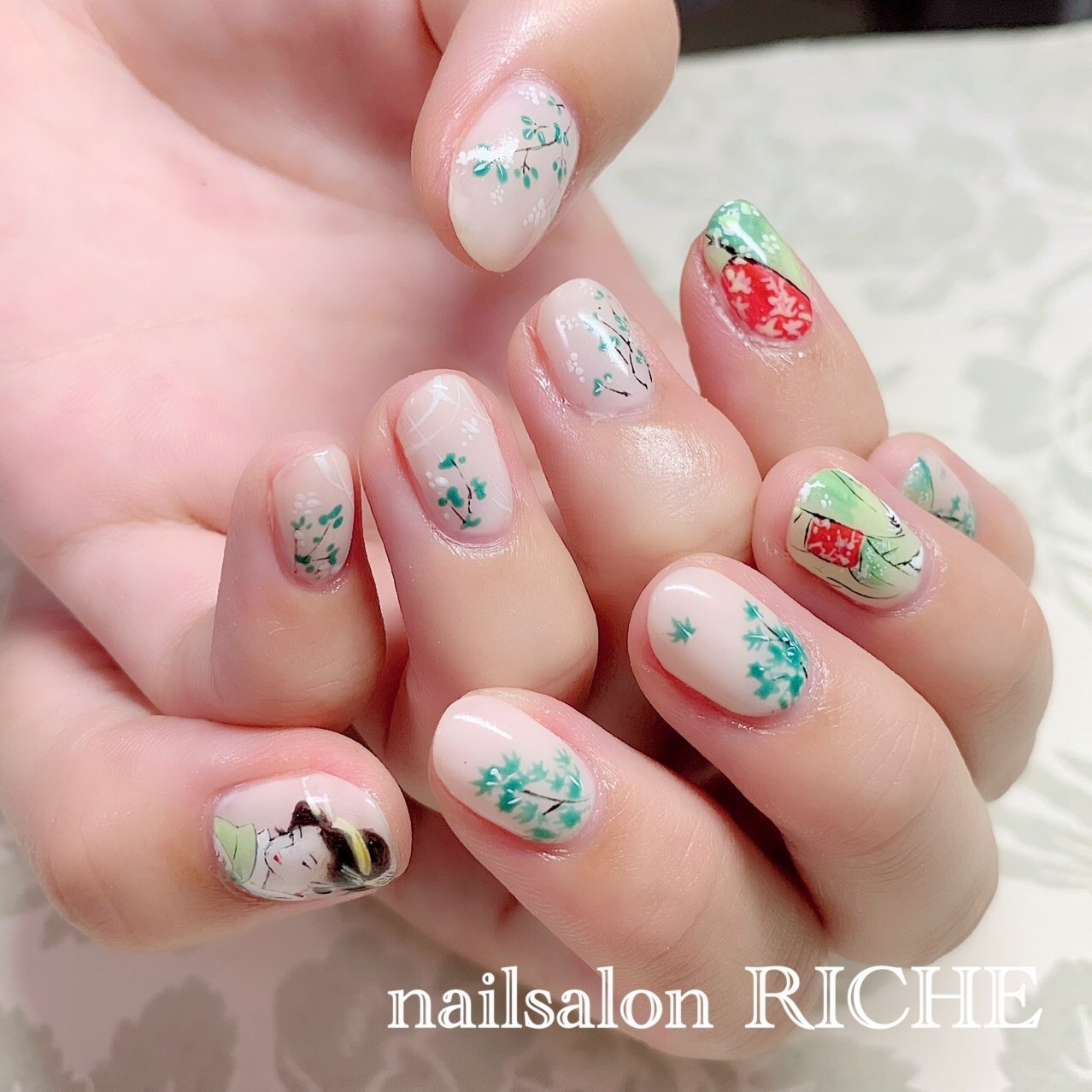 オールシーズン 浴衣 ハンド 痛ネイル ボタニカル Nailsalon Richeのネイルデザイン No ネイルブック