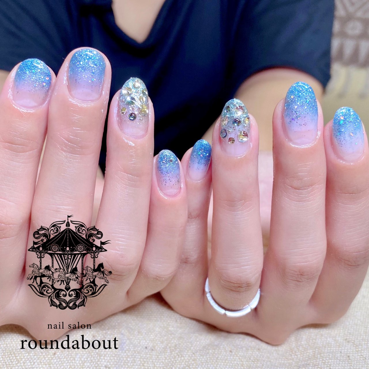 夏 梅雨 海 リゾート ハンド Yuko Nail Salon Roundabout のネイルデザイン No ネイルブック