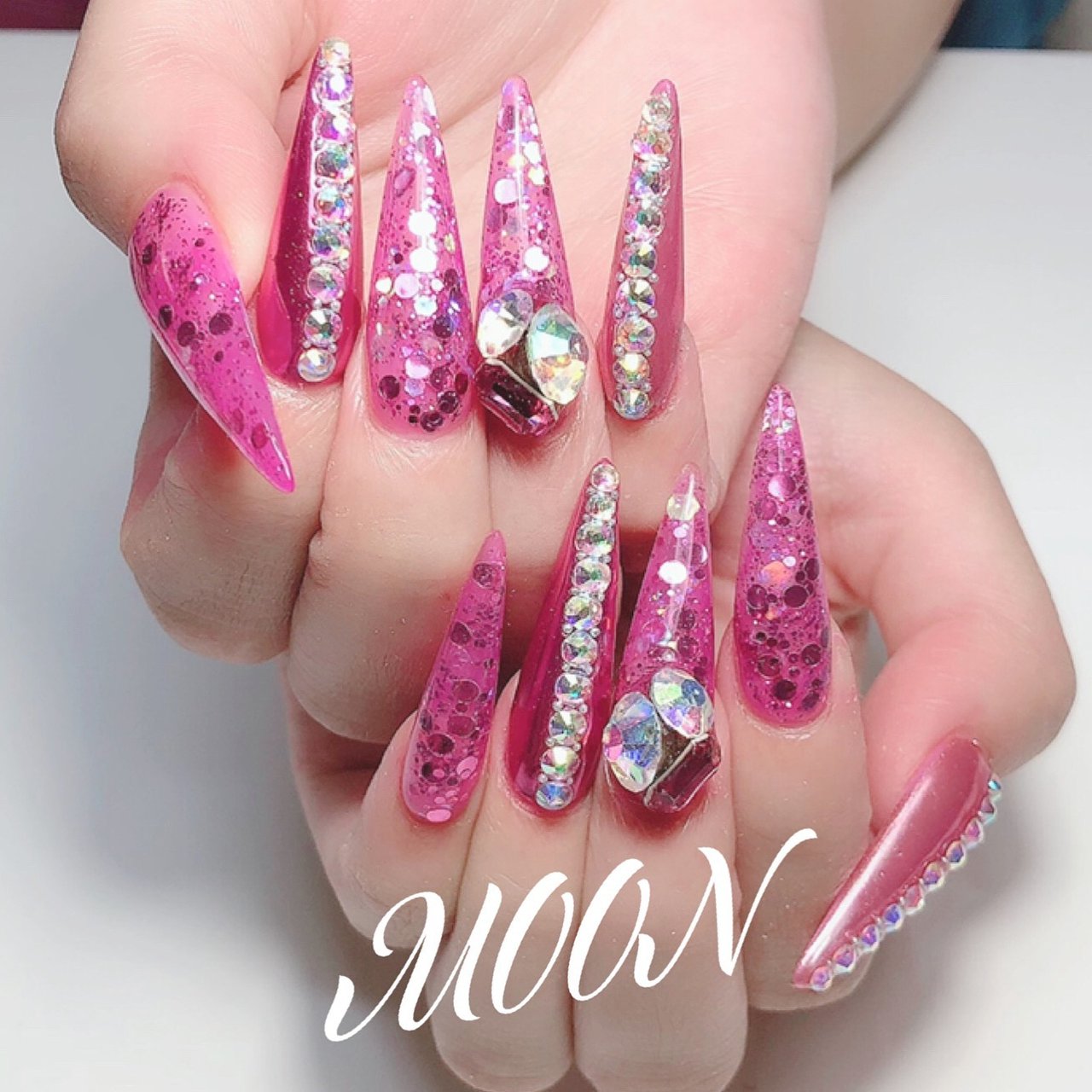 夏 オールシーズン ハンド シンプル ビジュー Yumiのネイルデザイン No ネイルブック