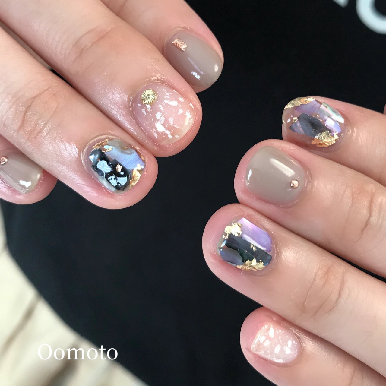 秋 冬 ハンド ラメ シェル はるかなのネイルデザイン No ネイルブック