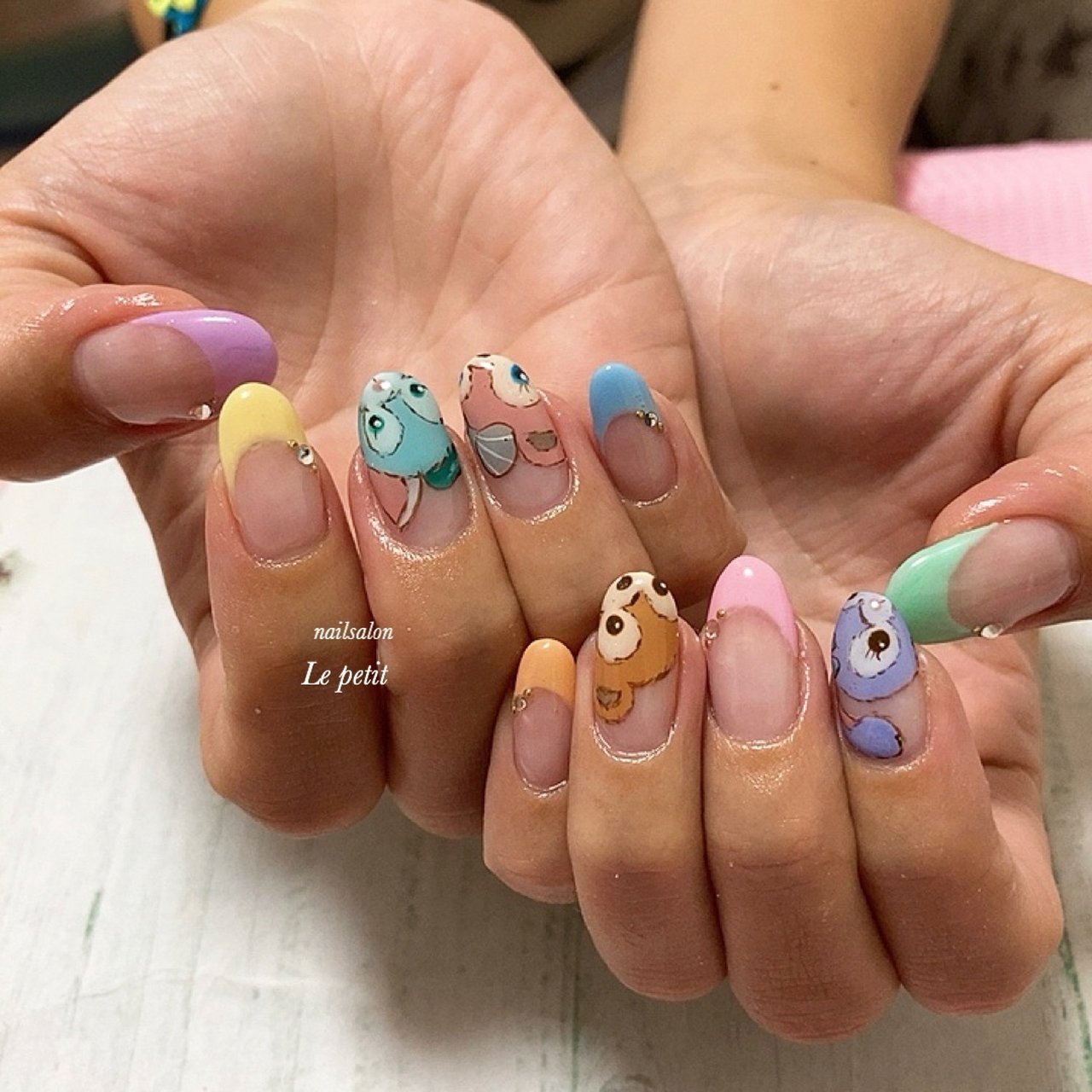 オールシーズン 旅行 デート 女子会 ハンド Nailslon Le Petitのネイルデザイン No ネイルブック