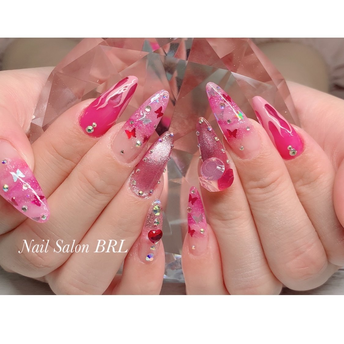 ハンド グラデーション ホログラム デコ マーブル Nail Salon Brl ネイルサロン ベリル のネイルデザイン No ネイルブック