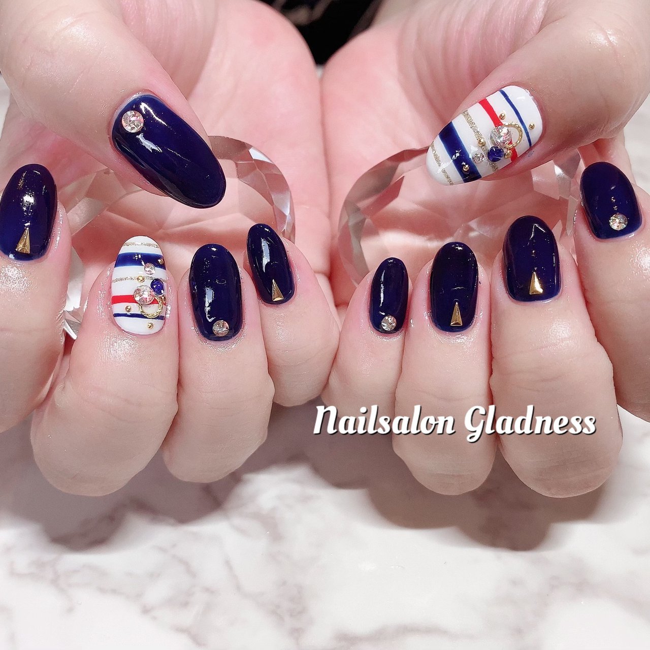 夏 秋 ハンド マリン ボーダー Nailsalon Gladnessのネイルデザイン No ネイルブック