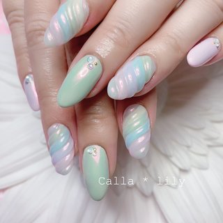 ご来店ありがとうございます！ 
ソフトキャンディ🍭ネイル💅😘

当店#フィルインオフ　になります。
※初回はお爪の状況を見てアセトンオフの場合もあります。
*
・
°
・
.
*
オフは基本的にフィルインでさせていただきます。
フィルインオフ代¥1100になります😳

ワンカラー・・・・・¥5800
ラメグラデ・・・・・¥5800
エアジェルグラデ・・¥5800
カラーグラデ・・・・¥6300
フレンチ・・・・・・¥6800
オーダーデザイン・・¥7500〜
(スカルプは上記価格＋¥3000になります。)
(全て税込価格になります。)
フットワンカラー・・¥6300
*
・
°
・
.
 #ネイル #恵比寿 #かわいいネイル #オフィスネイル#恵比寿ホームサロン#駐車場あり#プライベートサロン #フィルインが安い
 #フィルイン一層残しが出来るサロン #かわいい #恵比寿ネイルサロン #ホームサロン#カラーが豊富なネイルサロン #アルコールok #飲みながらネイル #wifiあり #子連れネイルサロン #個人サロン #定額デザイン #アートし放題 #ワンちゃんok #ジェルスカルプ #スカルプチュア #手書きアート #エアジェル#パラジェル #アゲハジェル #ミラージュ #スワロフスキー #駐車場のあるネイルサロン 
 #nails #naildesign﻿ #キャンディーネイル #ユニコーン #ユニコーンネイル #ゆめかわネイル #ぷっくりネイル #夏 #秋 #オールシーズン #ハロウィン #ハンド #ビジュー #ワンカラー #ミラー #ユニコーン #ミディアム #ピンク #グリーン #水色 #ジェルネイル #お客様 #calla * lily パラジェル・フィルインサロン #ネイルブック