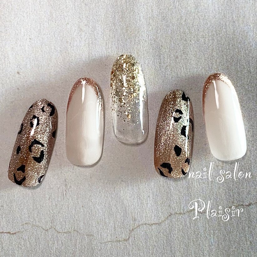 ハンド フレンチ アニマル柄 ギャラクシー レオパード 日野市nail Salon Plaisir プレジール のネイル デザイン No ネイルブック