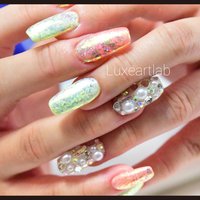 ホログラム シルバー 埋め尽くしのネイルデザイン ネイルブック