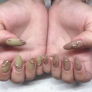 #ハンド #秋 #ゴールド #ジェル #ミラーネイル #シンプルネイル #ブラウン #シンプル #きれいめネイル #ピスタチオカラー #イニシャルネイル #ニュアンス #ちぐはぐネイル #秋仕様﻿ #秋 #ハンド #イニシャル #3D #ニュアンス #プッチ #ミラー #グレージュ #ゴールド #スモーキー #ジェルネイル #☆SAKURA☆ #ネイルブック