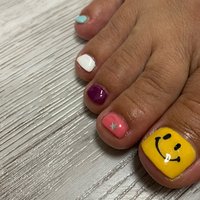 ニコちゃんマークネイルのネイルデザイン ネイルブック